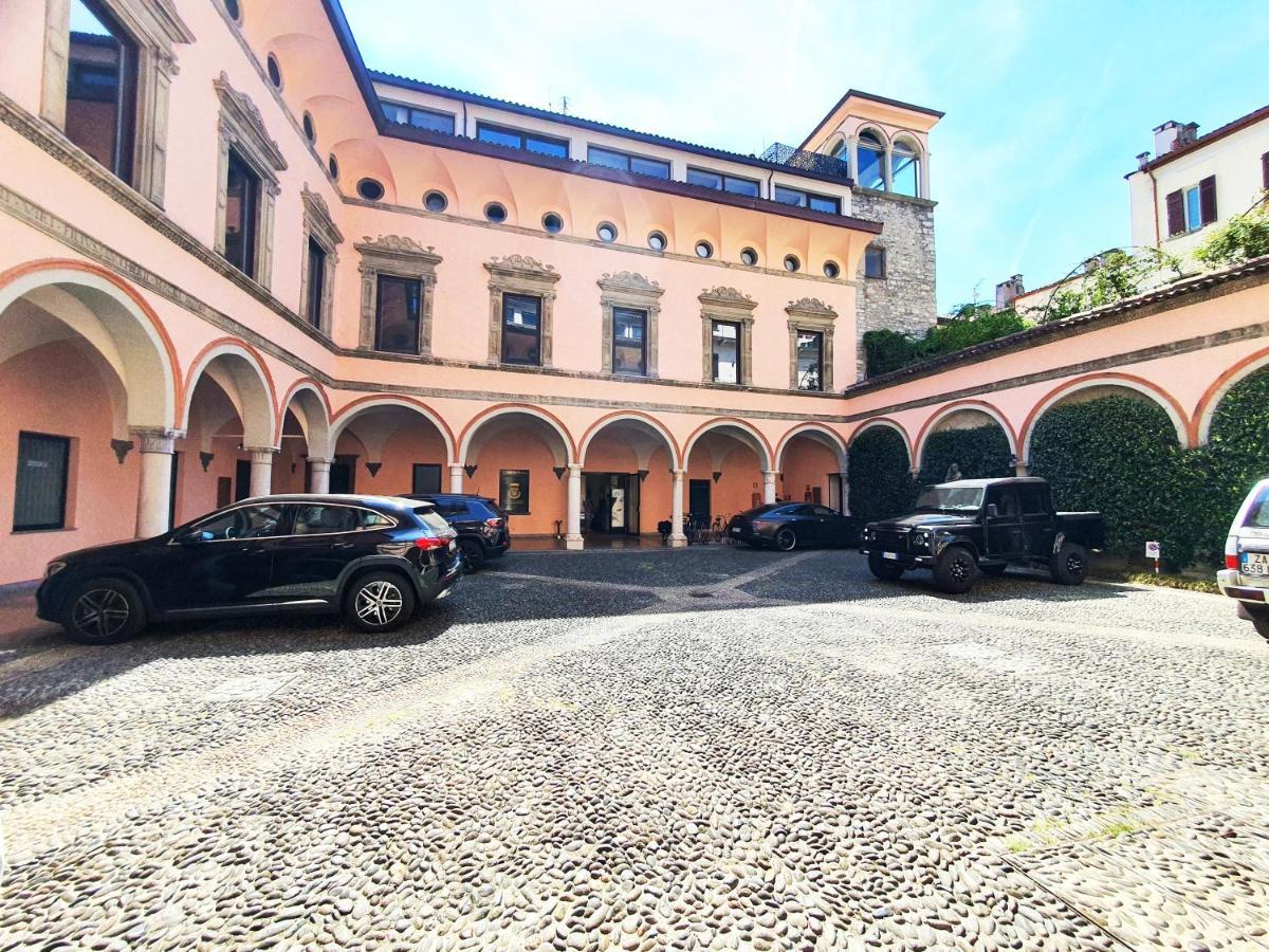 King Como Lake Center 9 Posti Letto- Grande Terrazza - 2 Bagni Privati المظهر الخارجي الصورة